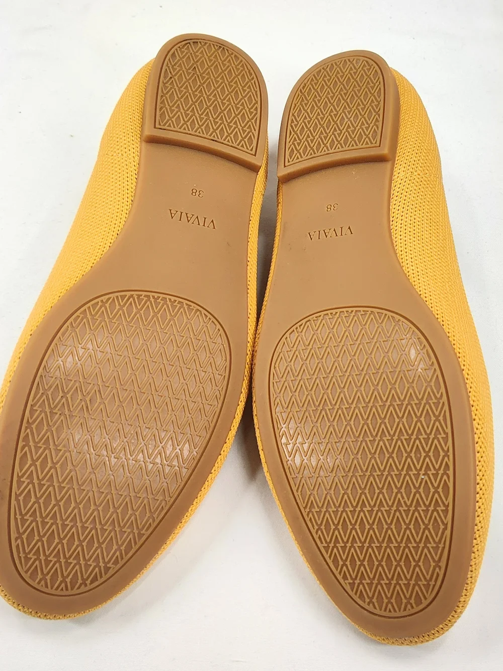 Vivaia Audrey Puffin Bird Slip On Flats